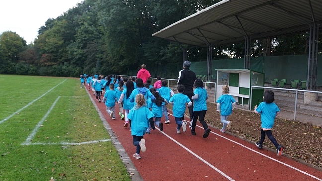 laufende Kinder